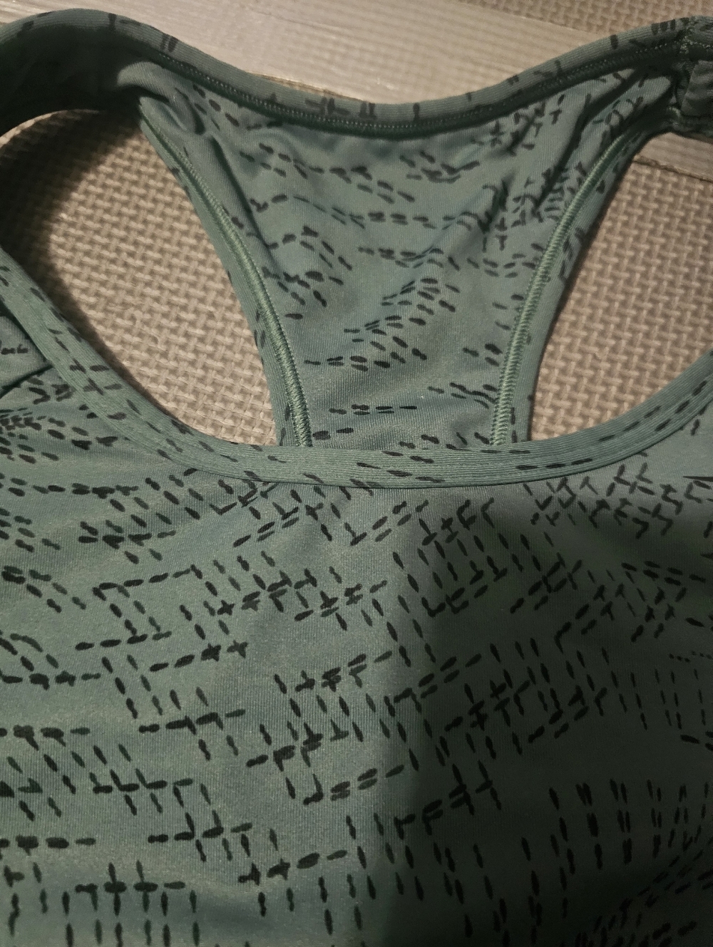 Gymshark Racerback Sports Bra - Picture 7 of 9